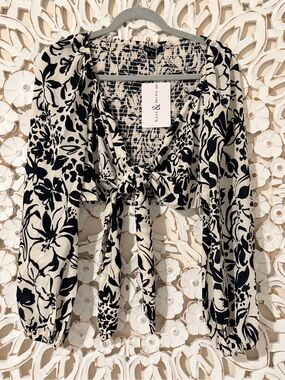 Hers & Mine Black Floral Tie-Front Crop Top